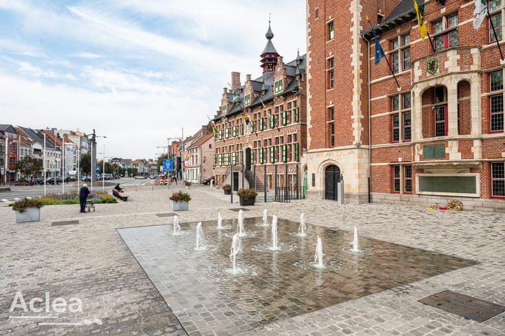 Volledig appartementsgebouw op de Markt van Eeklo