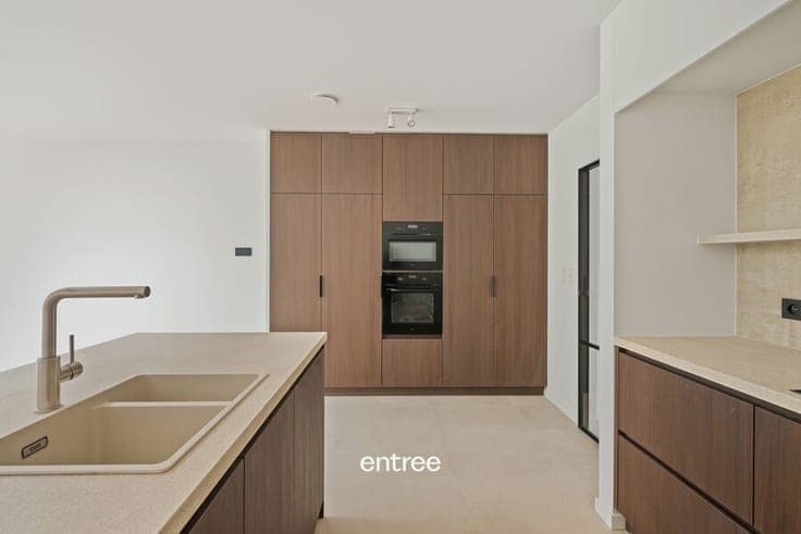 Ready-to-move-in, low-energy house with 4 bedrooms in Merelb