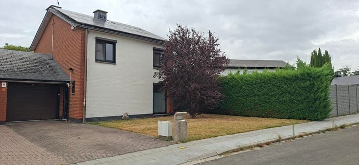 House in Mons