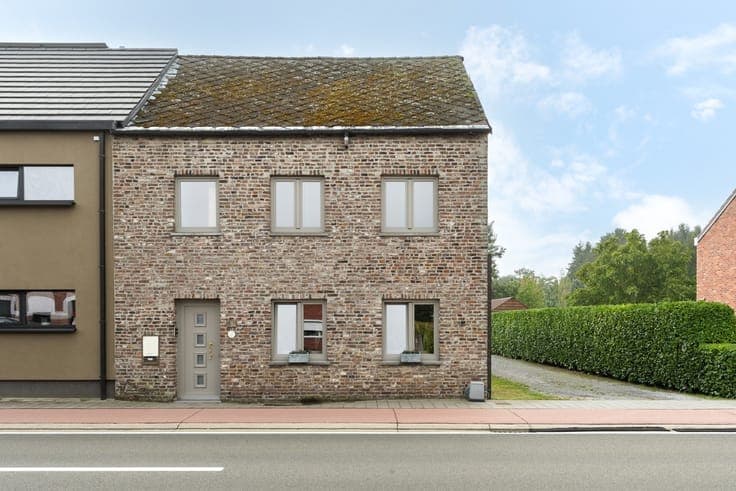 Veelzijdige woning met zorgmogelijkheden, werkruimte en t...