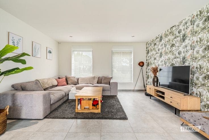 Moderne villa met veel ruimte in Wijnendale!
