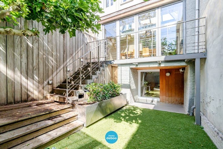 Karaktervolle woning met zuidgerichte stadstuin & wellness