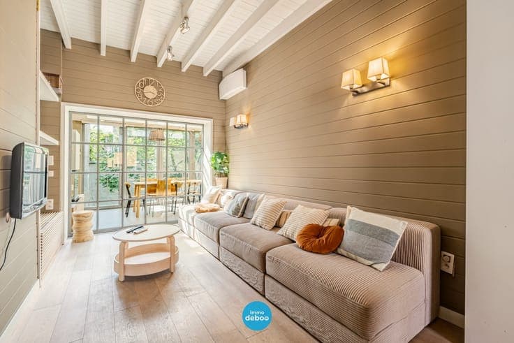 Karaktervolle woning met zuidgerichte stadstuin & wellness