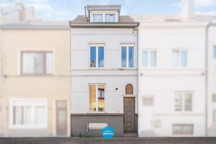 Karaktervolle woning met zuidgerichte stadstuin & wellness