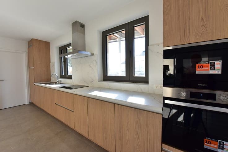 Uiterst energie zuinige nieuwbouw 3 slaapkamers met tuin