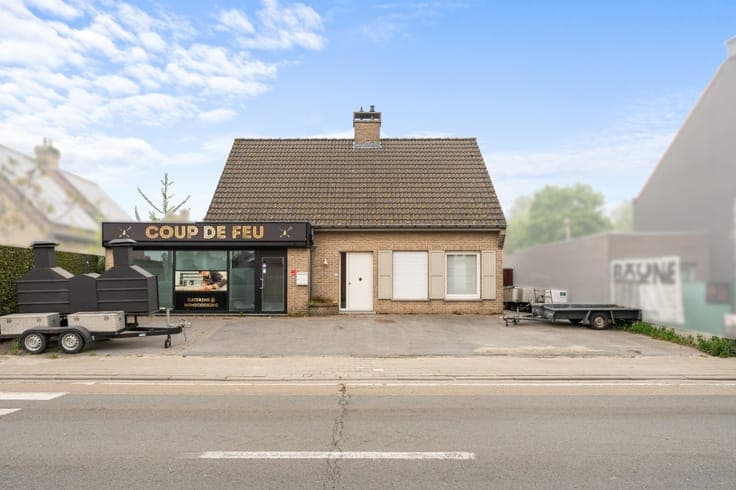 Woonst met ruime polyvalente ruimte (90 m²): ideaal voor ...