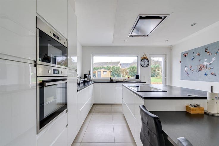 Stunning villa for sale in Musson