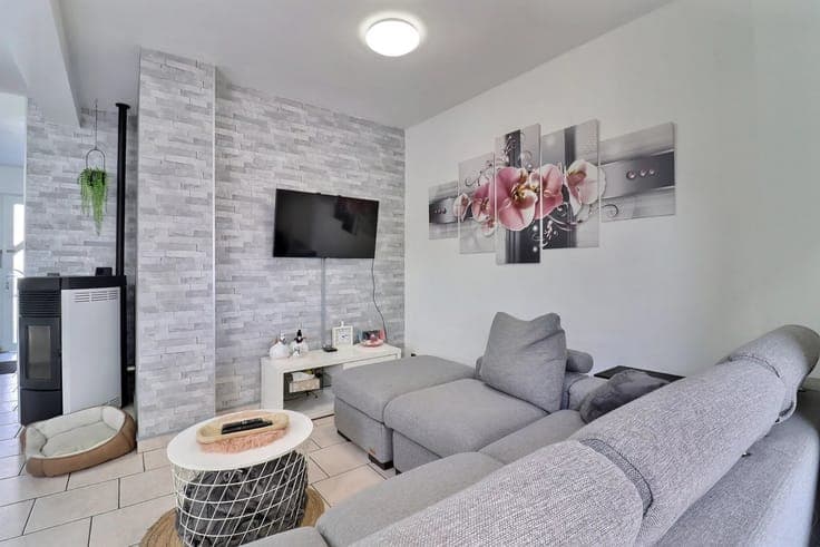 Sale - House Charleroi - 190,000 €