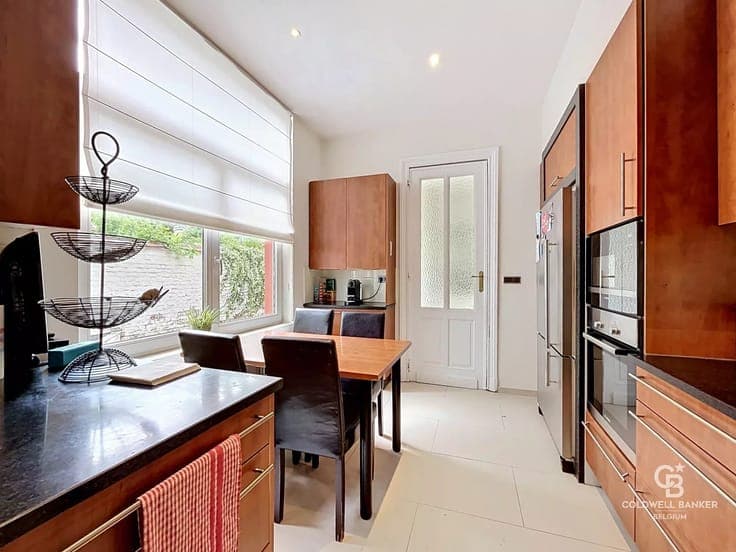 Place Brugmann | Magnificent 5-Bedroom Mansion with South-We