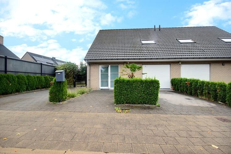 Jolie maison trois façades de 2016 située dans un clos résid
