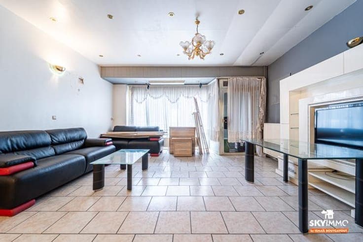 IMMEUBLE MIXTE 369 m² – TRIPLE ACCÈS – POTENTIEL ÉNORME