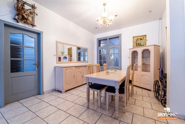 IMMEUBLE MIXTE 369 m² – TRIPLE ACCÈS – POTENTIEL ÉNORME
