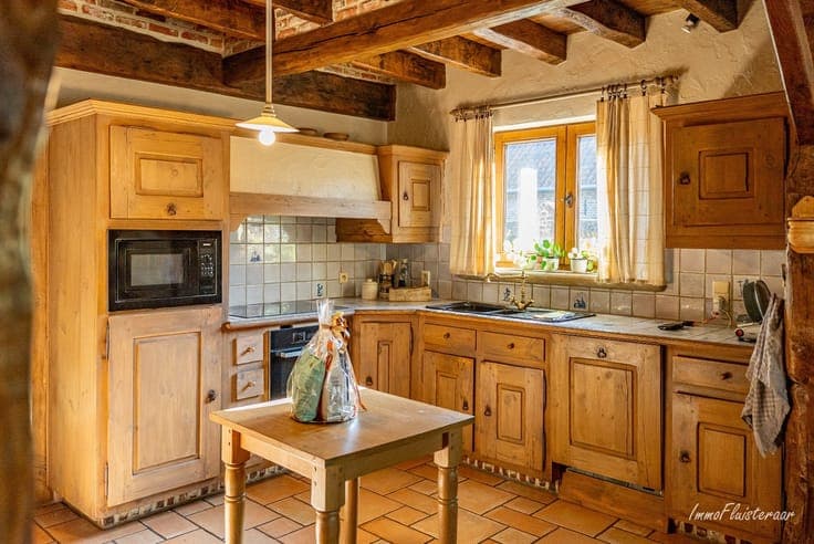 Charming house with meadow on approximately 2.5 hectares in
