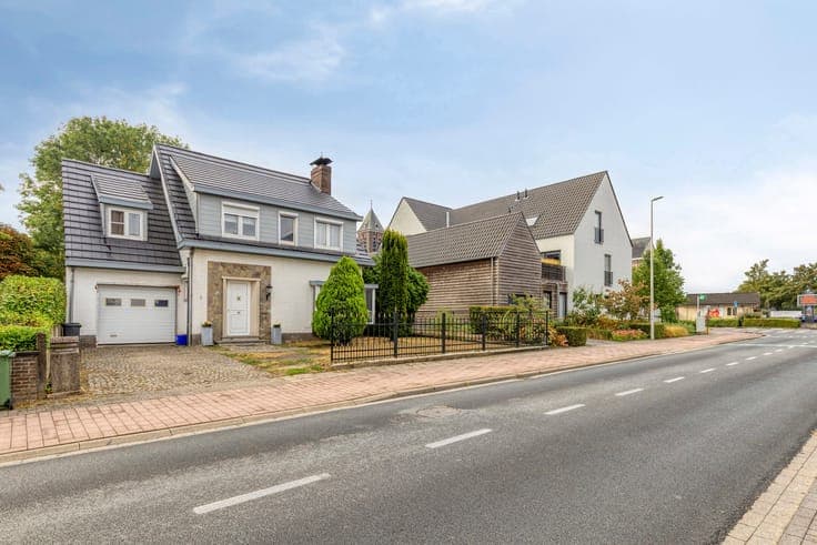 House in Nijlen Bevel
