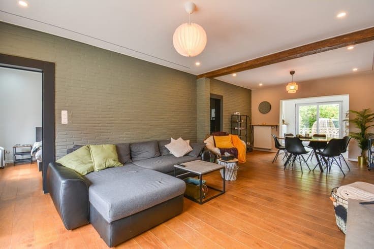 Ready to move in house with extension possibilities in Hofst