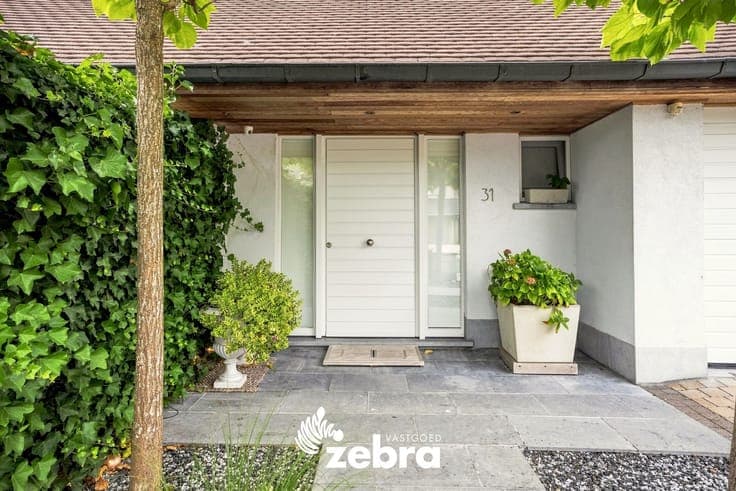 Villa in doodlopende straat te Roeselare!
