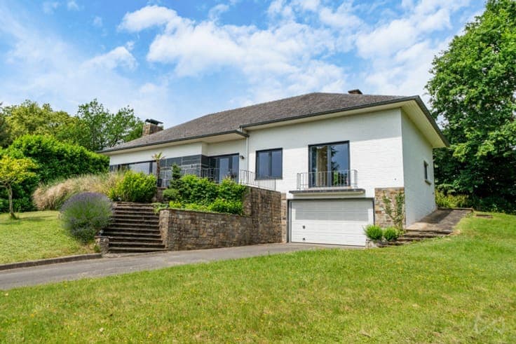 Overijse Centre: Beautiful 4-Bedroom Home in a Quiet Residen