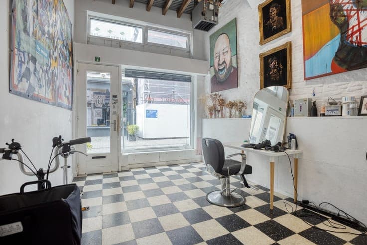 Historisch gebouw, gerenoveerd 2020, 3 slaapkamers en han...