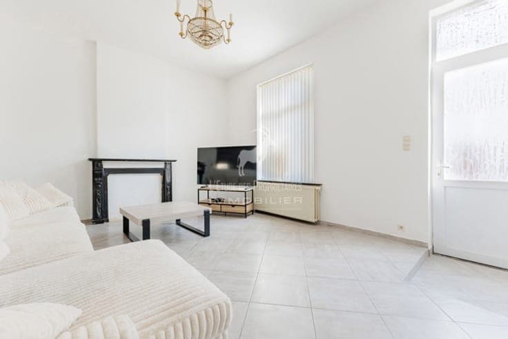 3-bedroom house for sale on MANAGE