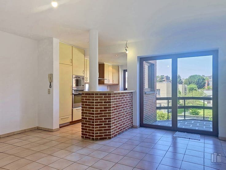 Anderlecht | 4 Bedr | Bathr+Showerr | Double Garage | Garden