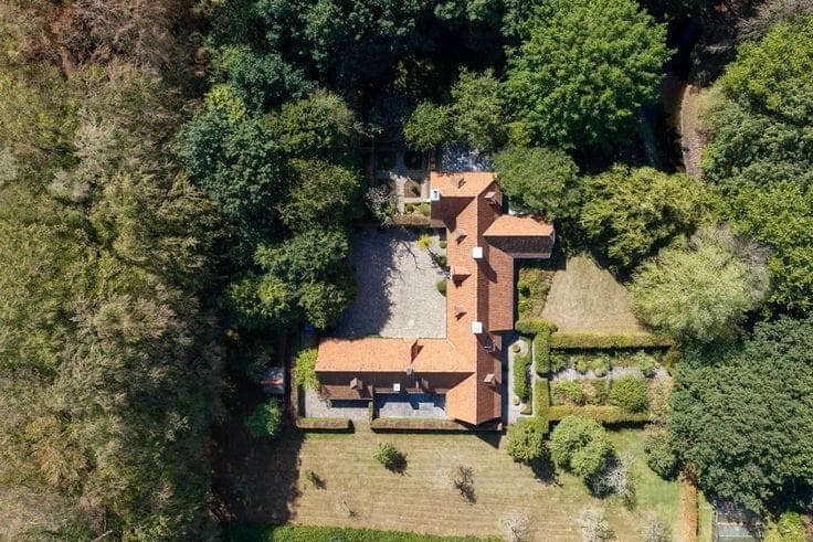 Characterful villa on an exceptional estate in Hertsberge