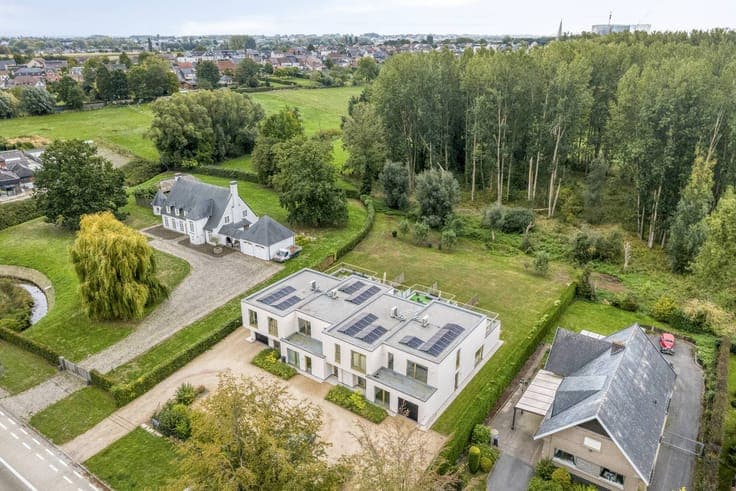 Luxurious passive home with south-facing garden