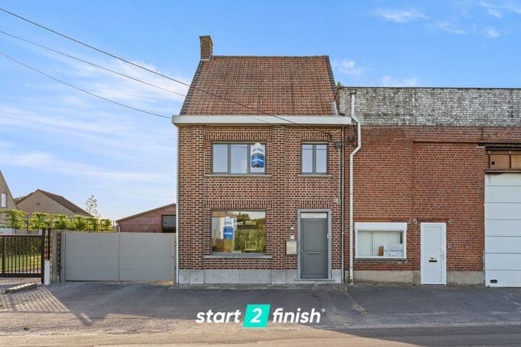 House in Oostrozebeke