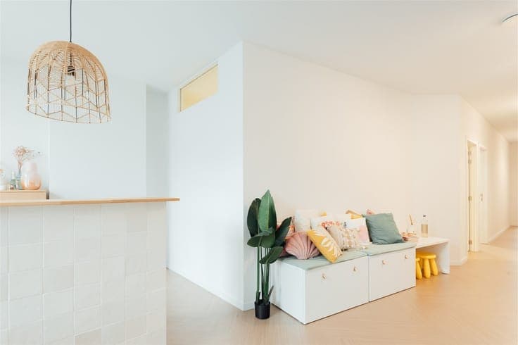 Opbrengsteigendom met praktijk en duplex appartement