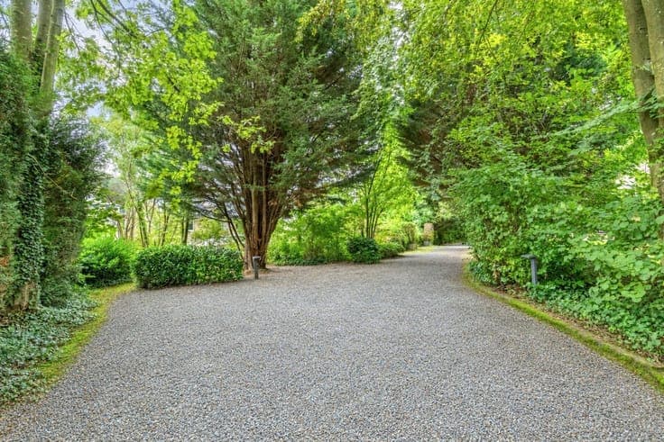 Beautiful, spacious villa in the Arboretum neighborhood