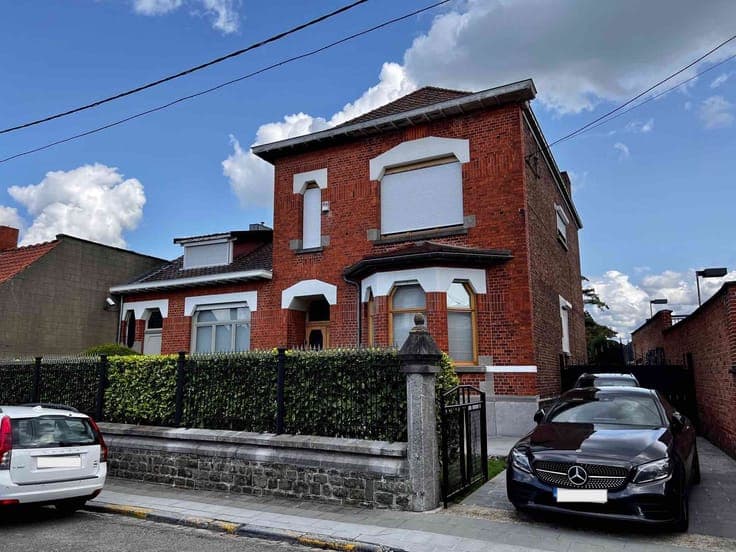 House in Mons