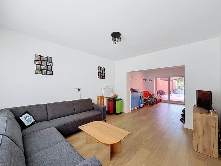 Sale - House Mol - 435,000 €