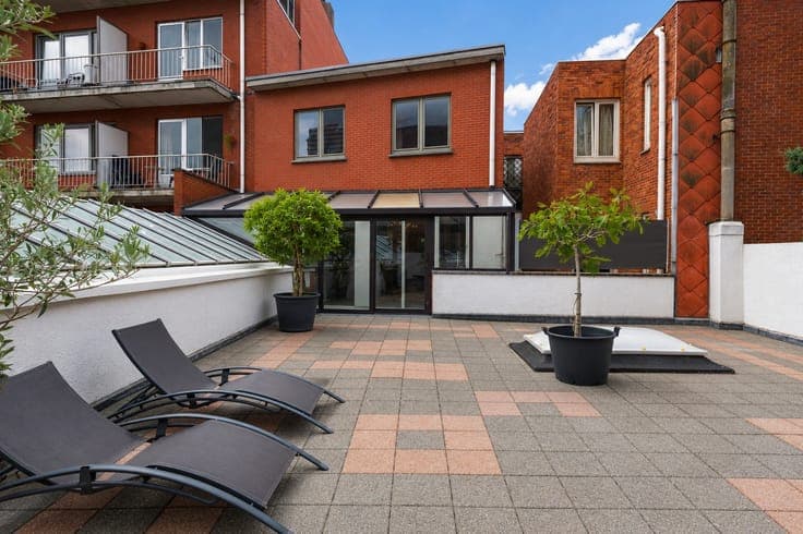 House with commercial space for sale in Turnhout