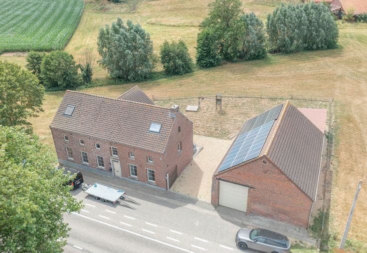 House in Enghien