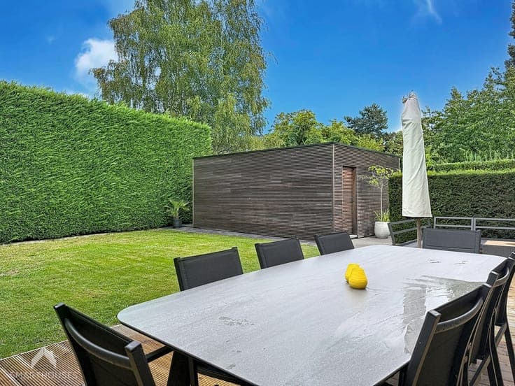 Energy-efficient family home with 4 bedrooms, 2 bathrooms an