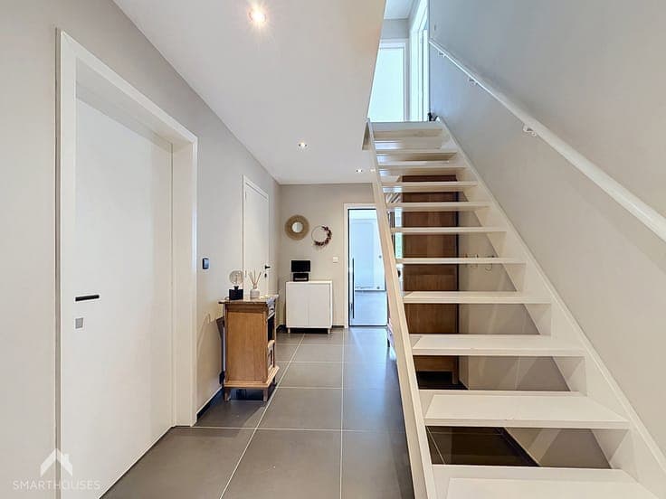 Energy-efficient family home with 4 bedrooms, 2 bathrooms an