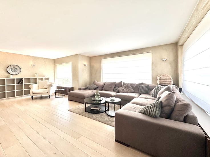 HALFOPEN WONING MET BIJGEBOUW|3 KAMERS|TUIN|440 M²