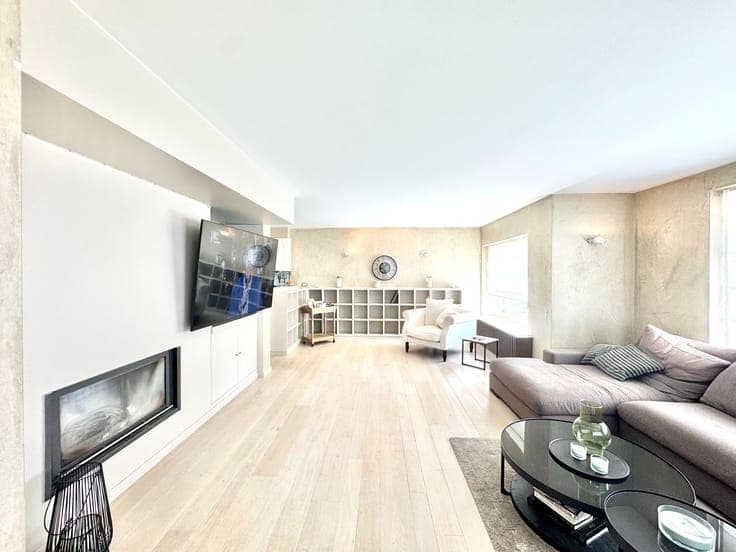 HALFOPEN WONING MET BIJGEBOUW|3 KAMERS|TUIN|440 M²