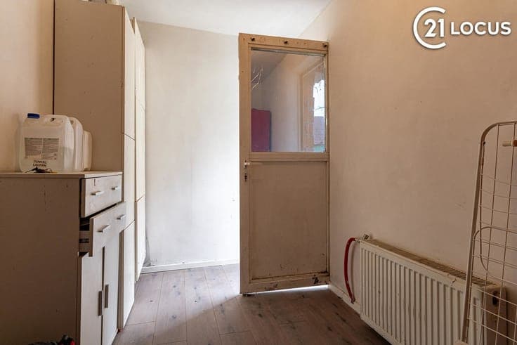House with 3 bedrooms and courtyard near Zwijndrecht station