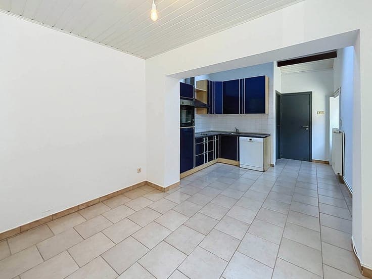 House in Fontaine-l'Evêque