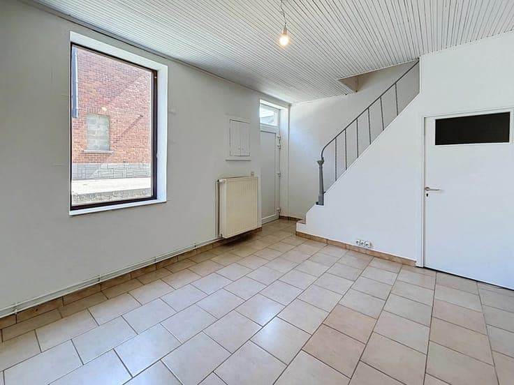 House in Fontaine-l'Evêque