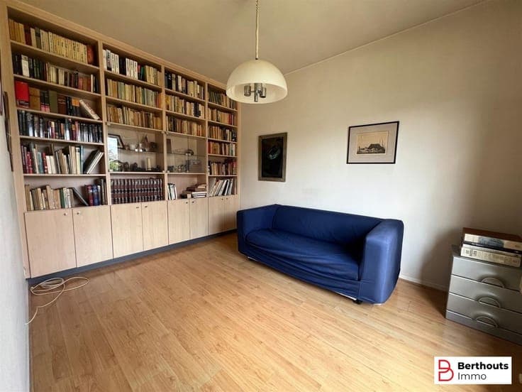CHARMANTE 4-GEVEL WONING VLAKBIJ CENTRUM