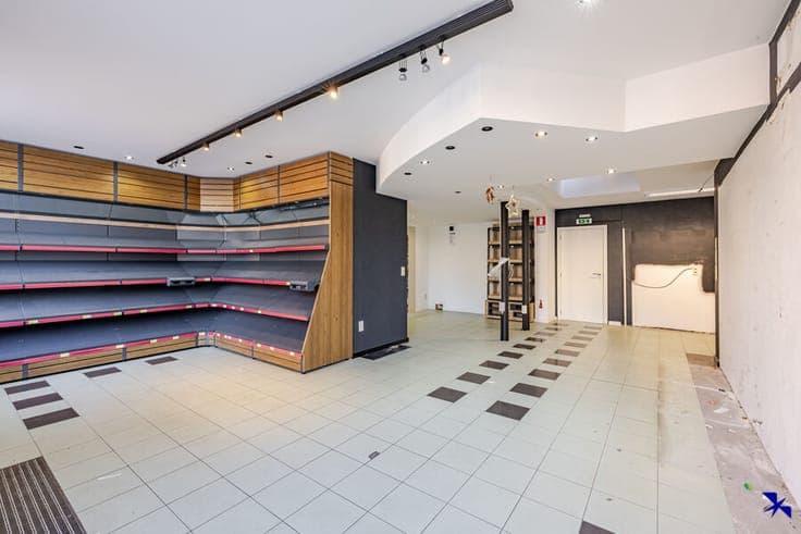 Versatile property with central location, garage and sunny c