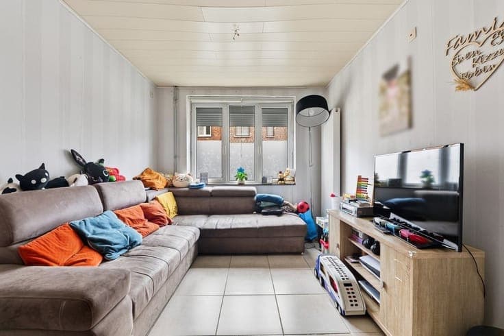 CHARMANTE STADSWONING MET 3 SLAAPKAMERS EN GEZELLIGE STAD...