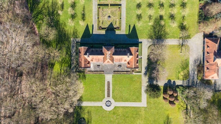 Exclusief landgoed op 6 hectare tussen Gent en Kortrijk
