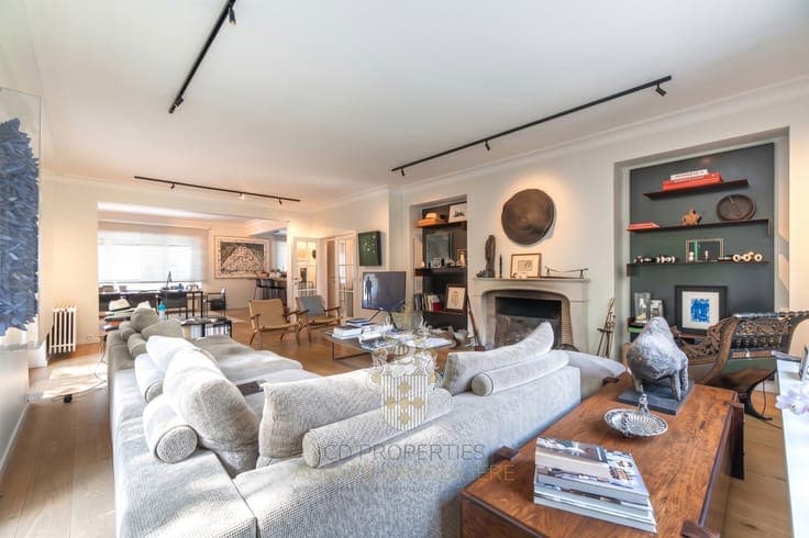 Rhode-Saint-Genèse – 5-bedroom villa with swimming pool and