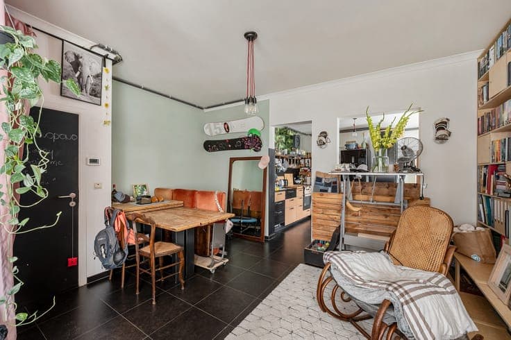 🏡 Instapklare en energiezuinige karakterwoning met 10 zon...