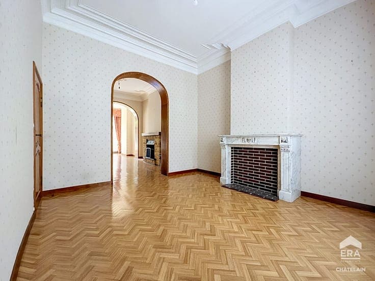 Single-family house with city garden for sale in Ixelles