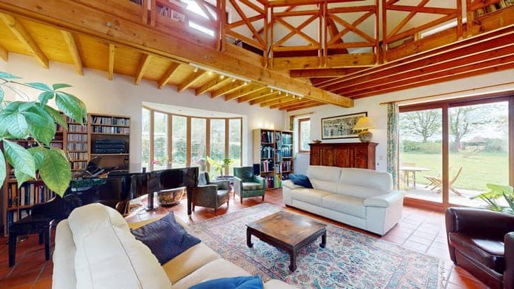 Orbais – Spacious Country House with Independent Apartment