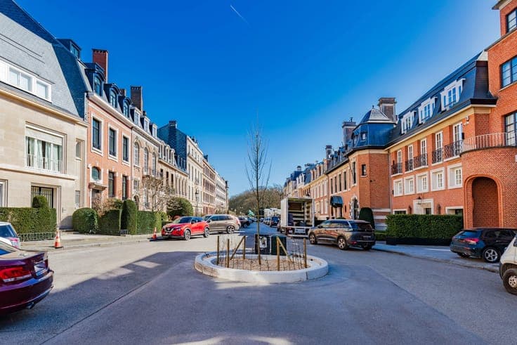 Square du Bois – Stunning 860 m² mansion – South garden