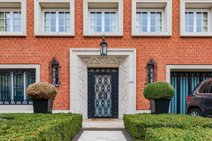 Square du Bois – Stunning 860 m² mansion – South garden